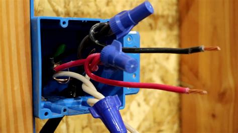 outdoor junction box 220 volt line|how to splice 220v wire.